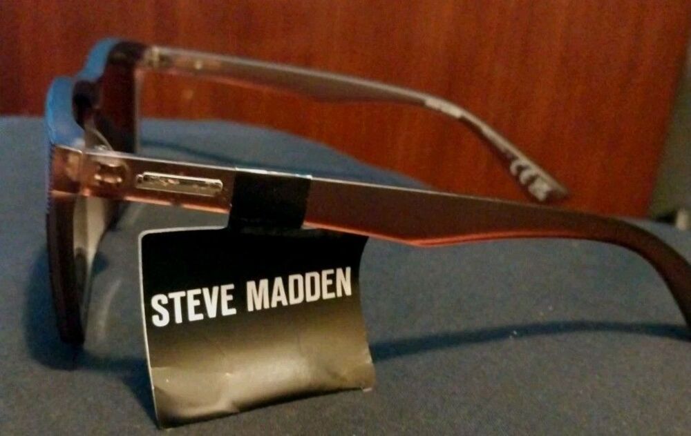 NWT Steve Madden Women's Square Sunglasses Black Frame UV Protection - Picture 2 of 7